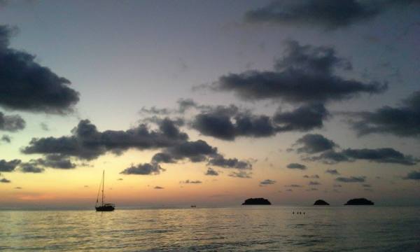 12319777_10153633300776539_383478949_n